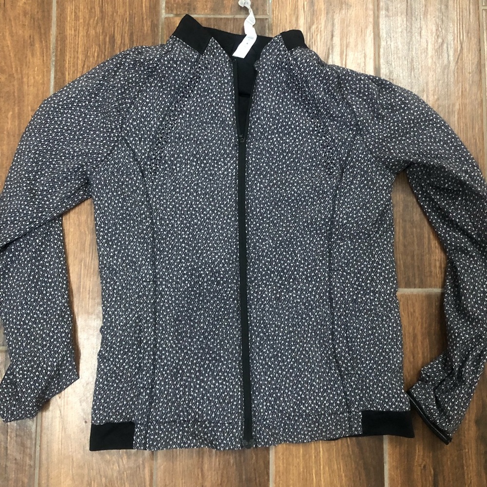Lululemon lightweight jacket